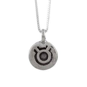 Colar-Signo-Zodiaco-Touro-Medalha-Prata-925-01