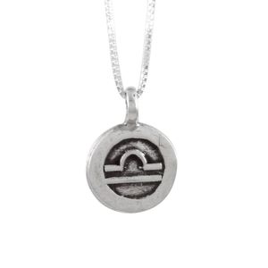 Colar-Signo-Zodiaco-Libra-Medalha-Prata-925-01