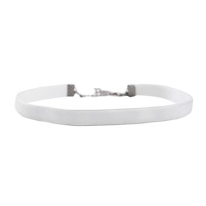 Colar-Choker-Veludo-Branco-Fino-01