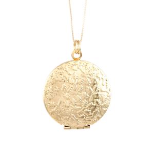 Colar-Relicario-Redondo-Floral-Dourado-01
