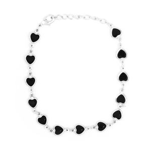 Pulseira-Coracao-Pedrinha-Preta-Prateado-Folheado-01