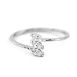 Anel-Navete-Triplo-Zirconia-Prata-925-01