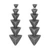 Brinco-Cascata-Piramide-Prateado-01