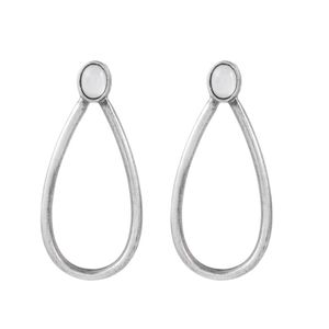 Brinco-Gota-Vazada-Pedra-Oval-Branco-Prateado-01