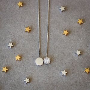 Colar-Lua-Cheia-Ponto-de-Luz-Prateado-Folheado-01