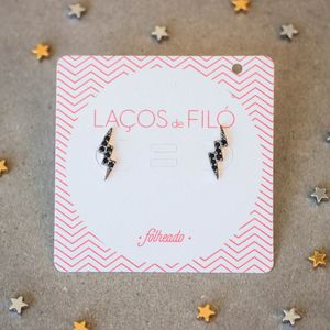 Brinco-Raio-Zirconia-Negra-Pequena-Dourado-Folheado-01