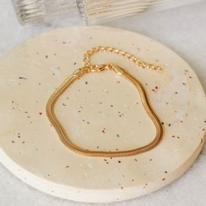 Pulseira-Corrente-Espinha-Dourado-Folheado-01