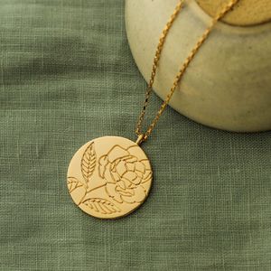 Colar Medalha Peonia Amor Banho Ouro 18k 01