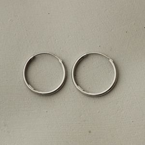 Brinco-Argola-Encaixe-Pequeno-Banho-Rodio-01