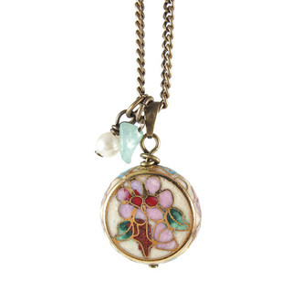 Colar Cloisonné Floral Creme Aventurina Pérola Bronze