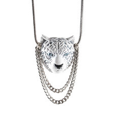 Colar Tigre Branco Franjas Prateado